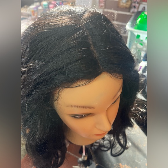 Lace front wig - Picture 2 of 4